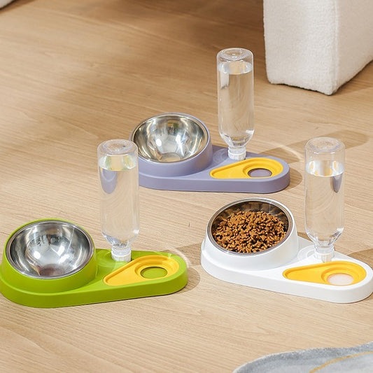 Automatic Pet Bowl Keeps Water Clean and Flowing